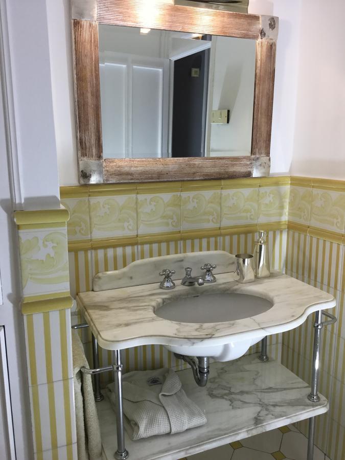 Al Massimo 36 Bed & Breakfast Палермо Екстериор снимка